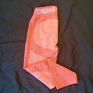 Gymshark Flex Peach Capri Leggings